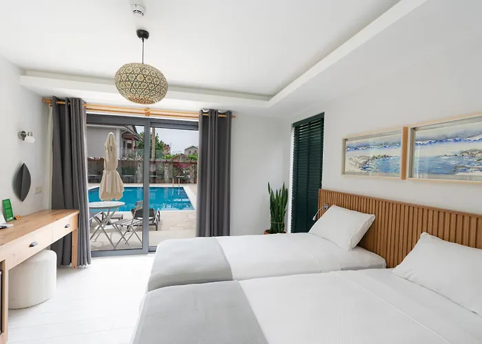 West House Exclusive Hotel