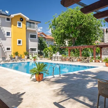 West House Exclusive Hotel