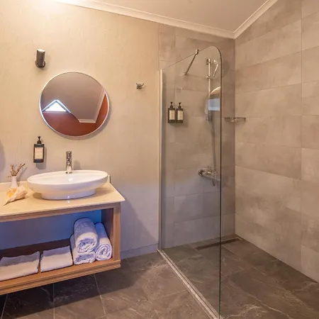 Hotel West House Exclusive